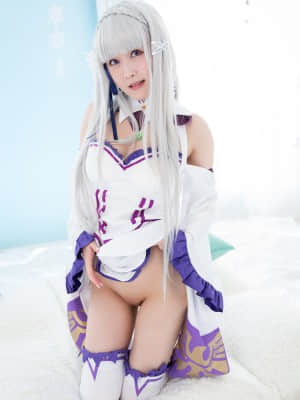 Ria Kurumi - Emilia