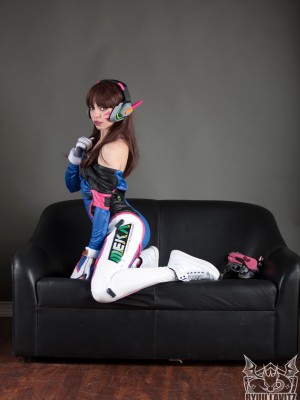 Ryuu Lavitz - DVa_01_Ryuu_Lavitz_DVa_1