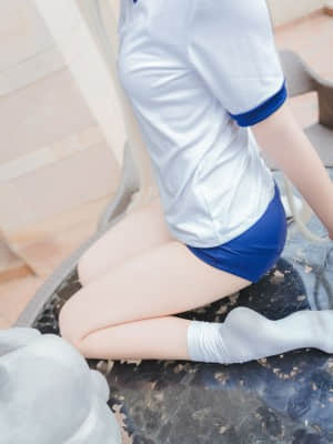 [猫君君_MaoJun] 体操服穹妹_34